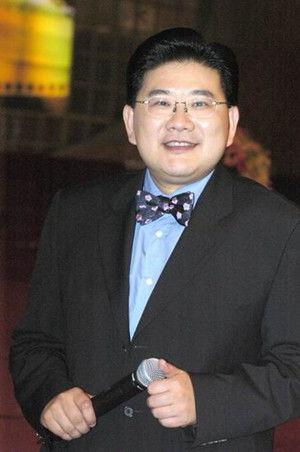 吕凉个人资料老婆,揭秘他与爱妻的甜蜜时光  第3张