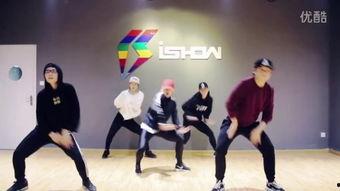 韩国搞笑集体复古舞蹈,韩国复古舞蹈集体狂欢 第3张 韩国搞笑集体复古舞蹈,韩国复古舞蹈集体狂欢 第3张