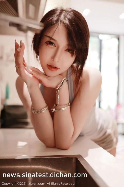 女主播金荷娜尺度,女主播直播现场引发热议  第3张