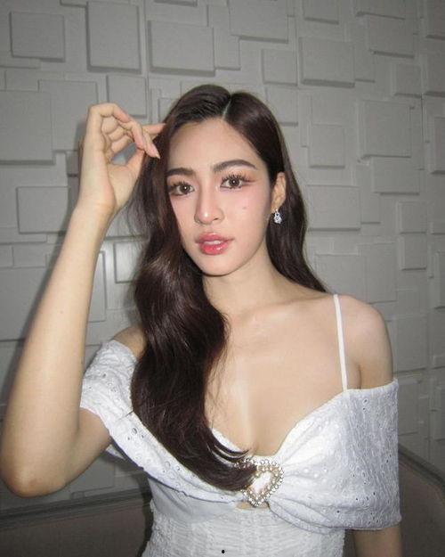 演员大玲玲,光影交织的演艺人生 第3张 演员大玲玲,光影交织的演艺人生 第3张